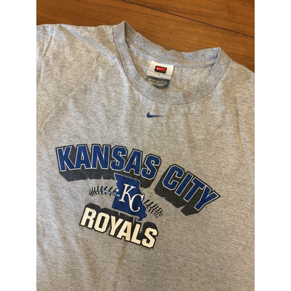 Vintage Nike Kansas City Royals Missouri T-Shirt Men L MLB Y2K 90s Center Swoosh